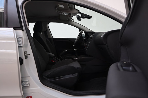 Citroen C4 18 of 21