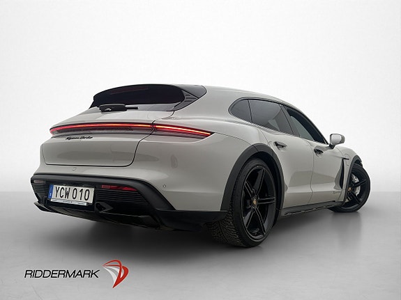 Porsche Taycan 7 of 30