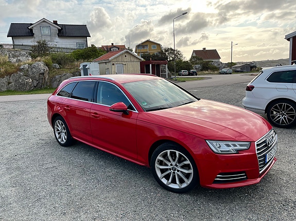 Audi A4 2 of 5