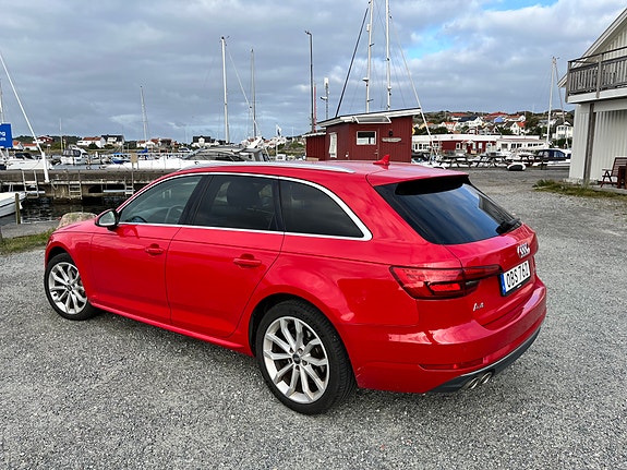 Audi A4 4 of 5