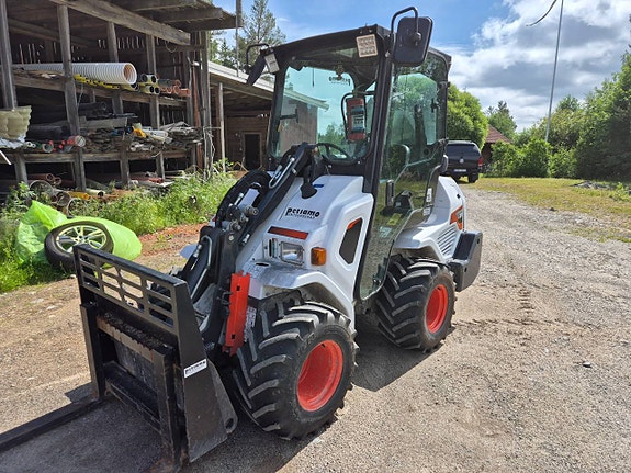 Bobcat L28 2021 Komplett paket med redskap Teleskop 2 of 5