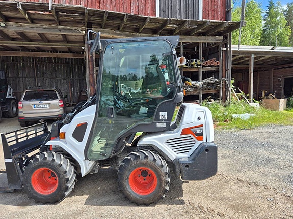 Bobcat L28 2021 Komplett paket med redskap Teleskop 3 of 5