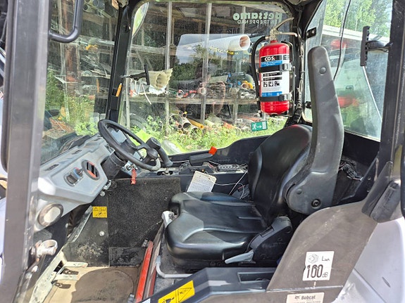 Bobcat L28 2021 Komplett paket med redskap Teleskop 11 of 12