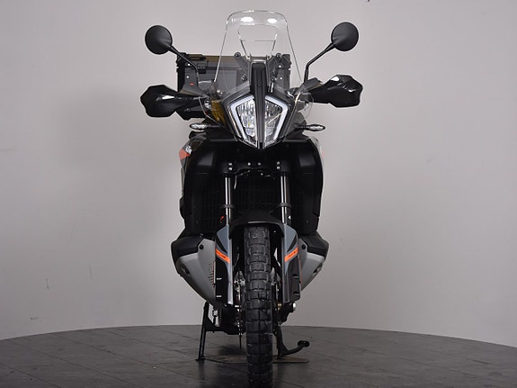 KTM 890 ADVENUTRE / TOPBOX/ QUICKSHIFTER 2 of 5