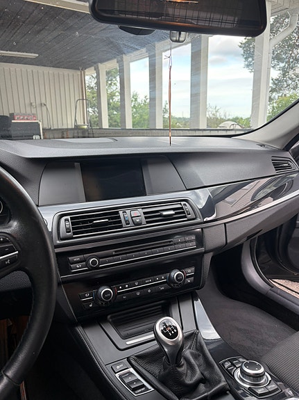 BMW 520d 6 of 16