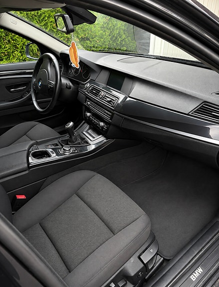 BMW 520d 4 of 16