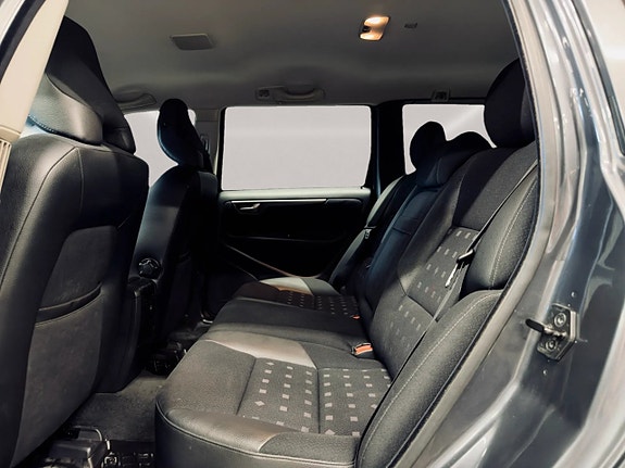 Volvo V70 13 of 21