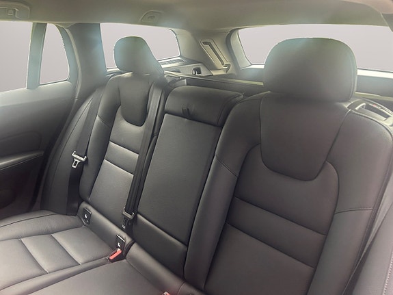 Volvo V60 13 of 20