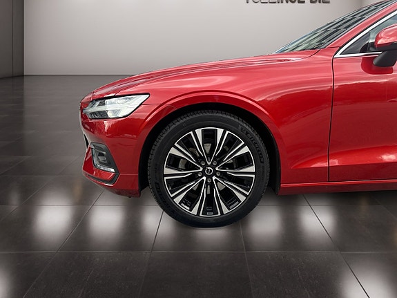 Volvo V60 9 of 20