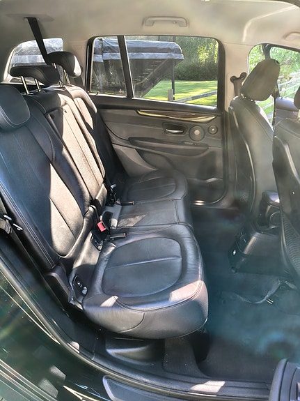 BMW 220d 5 of 8