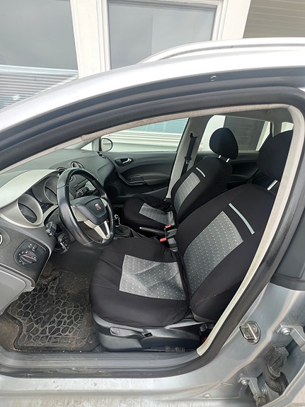 Seat Ibiza 3 of 4