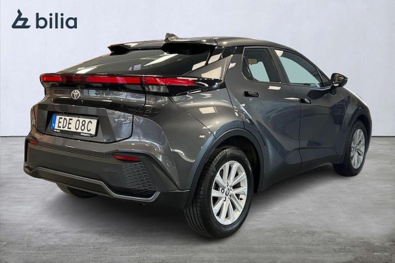 Toyota C-HR 19 of 21