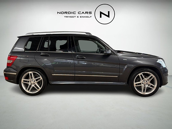 Mercedes-Benz GLK220 5 of 5