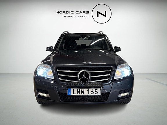Mercedes-Benz GLK220 4 of 5