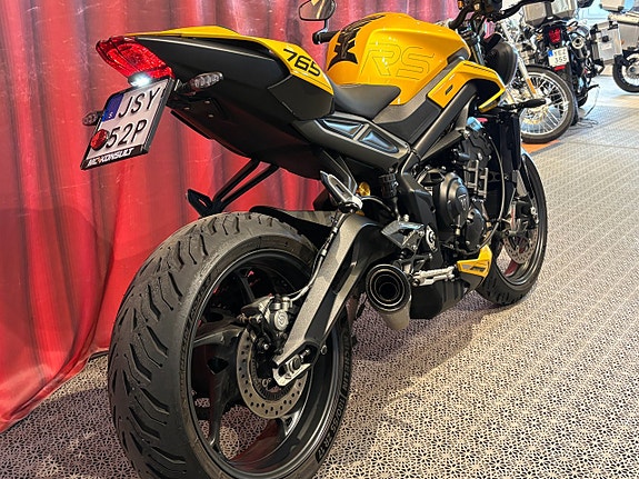 Triumph STREET TRIPLE 765 RS 6 of 16