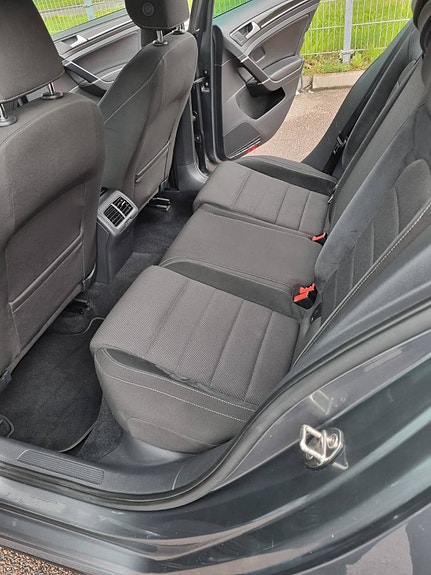 Volkswagen Golf VII 6 of 6