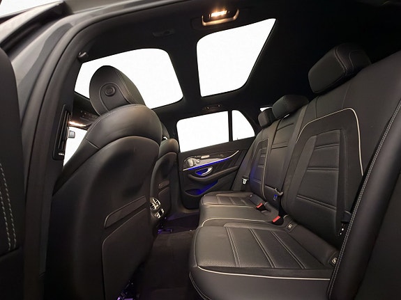 Mercedes-Benz E63 11 of 30