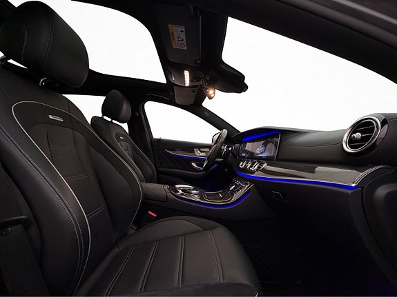 Mercedes-Benz E63 9 of 30