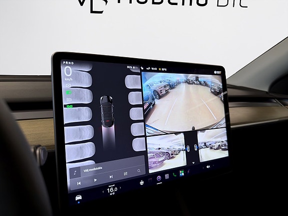 Tesla Model Y 18 of 18