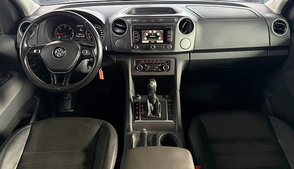 Volkswagen Amarok 10 of 12