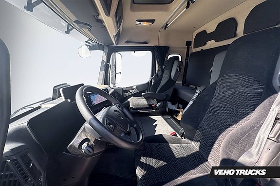 Mercedes-Benz Actros V 1836 L Sov Hytt + 5 säten 12 of 15