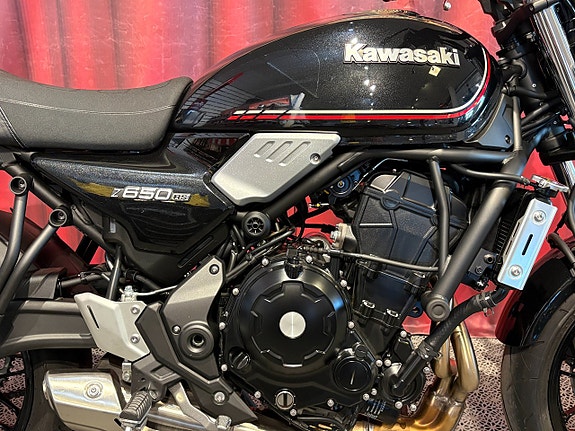 Kawasaki Z650RS 4 of 5