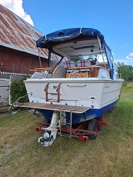 Fjord Consul 26 V8 3 of 5