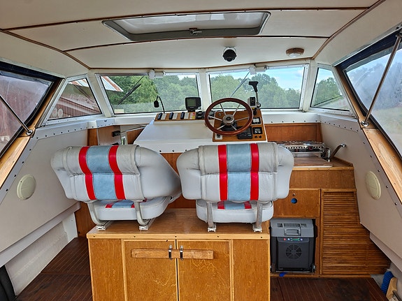 Fjord Consul 26 V8 4 of 5