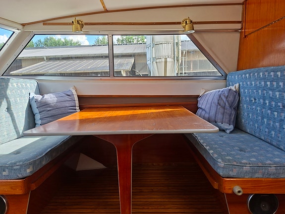 Fjord Consul 26 V8 14 of 17