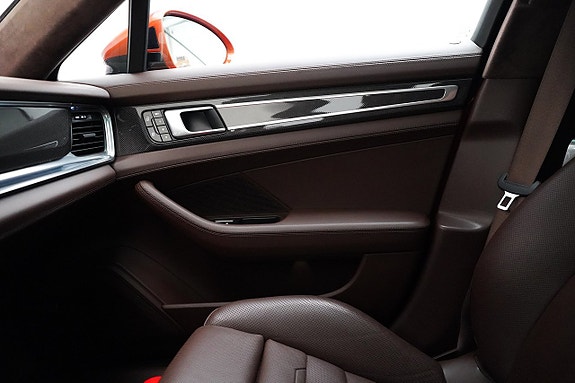 Porsche Panamera Turbo S 18 of 27
