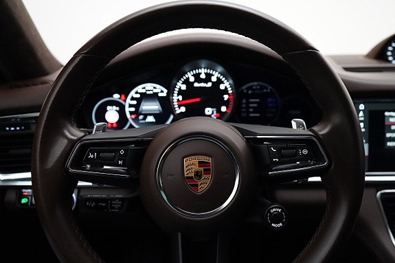 Porsche Panamera Turbo S 10 of 27