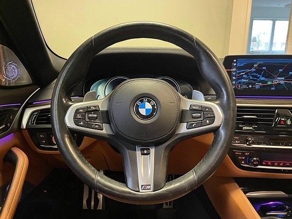 BMW M550i 8 of 29