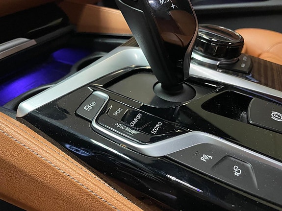 BMW M550i 28 of 29