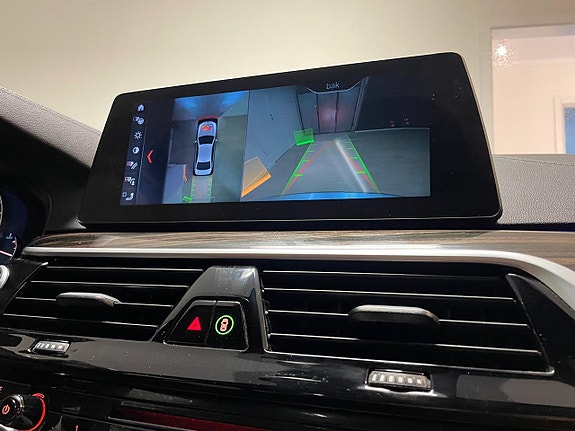 BMW M550i 19 of 29