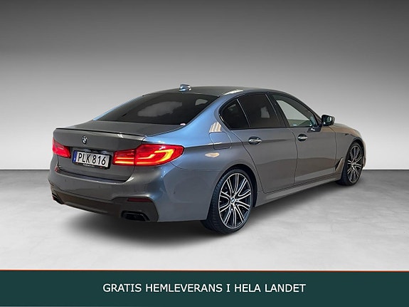 BMW M550i 2 of 29