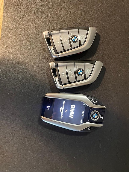 BMW M550i 29 of 29