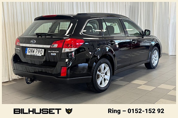 Subaru Outback 3 of 5