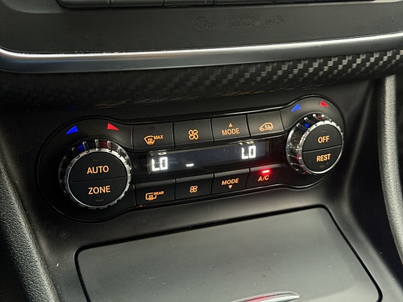 Mercedes-Benz A180 23 of 30