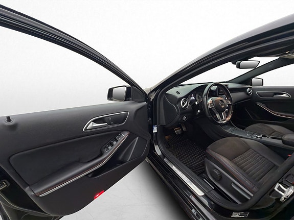 Mercedes-Benz A180 10 of 30
