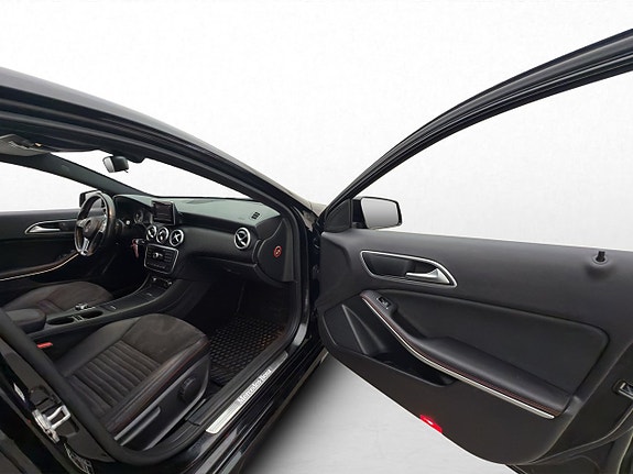 Mercedes-Benz A180 24 of 30