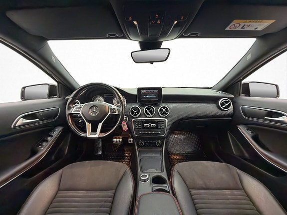 Mercedes-Benz A180 12 of 30