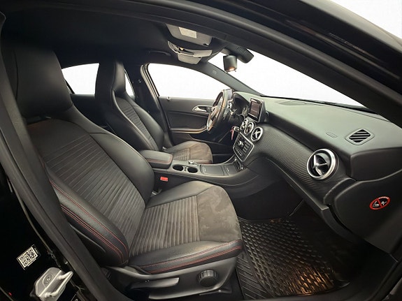 Mercedes-Benz A180 25 of 30