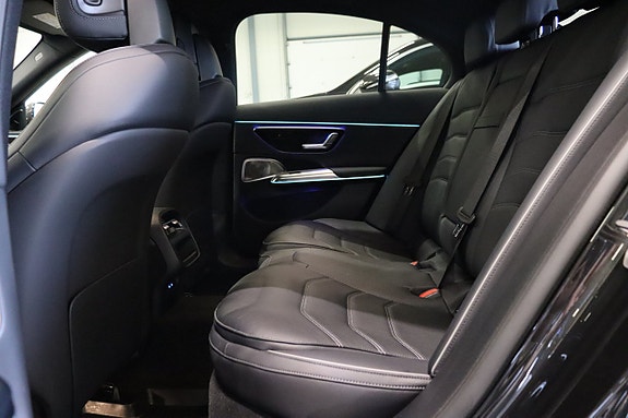 Mercedes-Benz E400 e 13 of 30