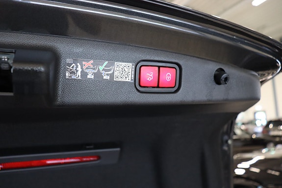 Mercedes-Benz E400 e 7 of 30