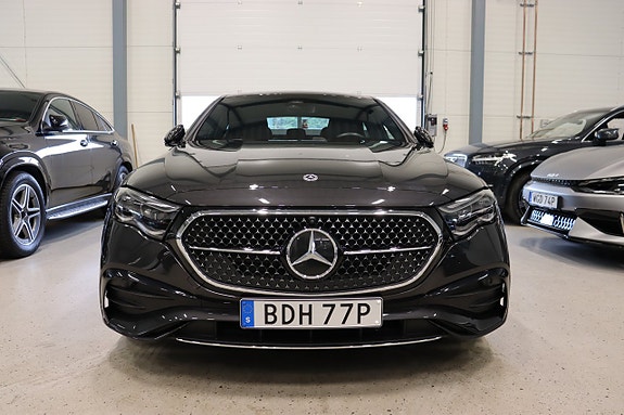 Mercedes-Benz E400 e 2 of 30