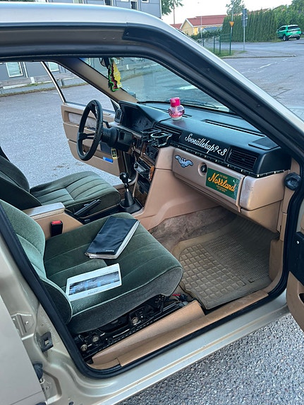 Volvo 940 3 of 10