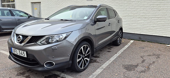 Nissan Qashqai 2 of 5