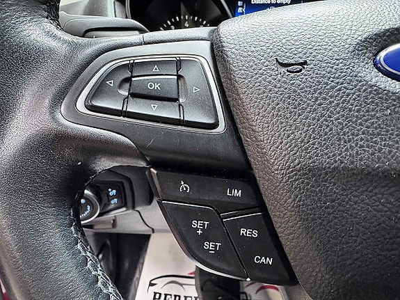 Ford Kuga 20 of 23
