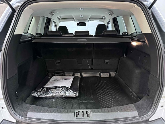 Ford Kuga 9 of 23