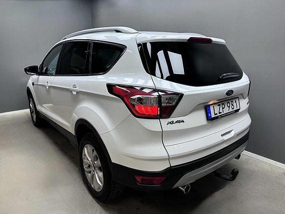 Ford Kuga 7 of 23